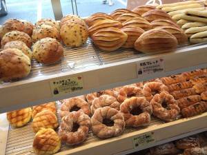 伏見警察署近く100円均一のベーカリー「パンの壺」がさらに頑張っている！【イートインあり】の画像