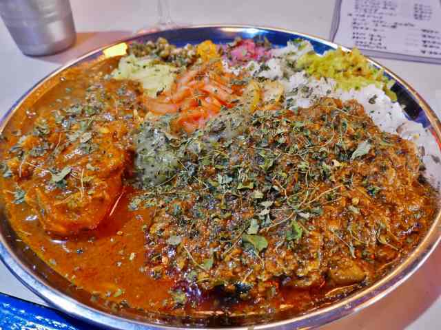 【開店】ダシの旨味が際立つ具だくさんスリランカカレー！四条大宮の「カレー＆スパイス料理 ムジャラ」 - Kyotopi [キョウトピ] 京都