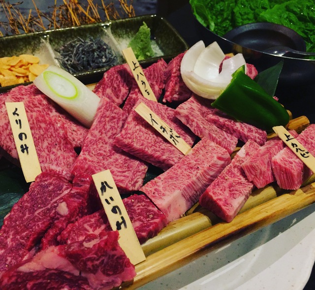 珍品・織部焼の牛 オール黒毛和牛・国産牛！しかもお値打ち！！絶品の希少部位ぞろい