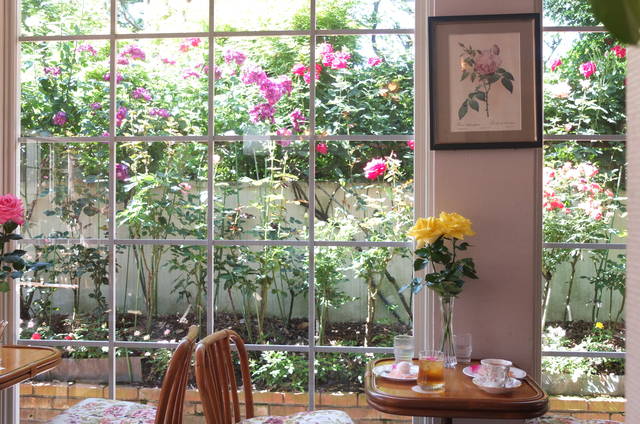 京都屈指のローズカフェ・嵐山「La Vie en Rose（ラビアンローズ）」今