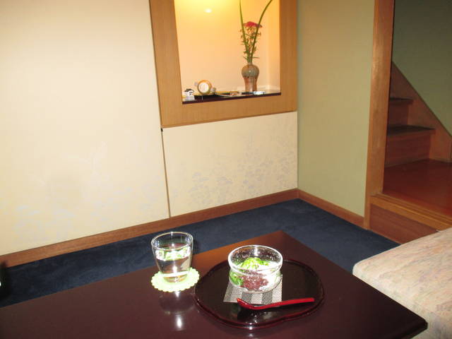 花見小路 Cafe富月 カフェフウゲツ で花街情緒と抹茶スイーツ Kyotopi キョウトピ 京都観光情報 旅行 グルメ