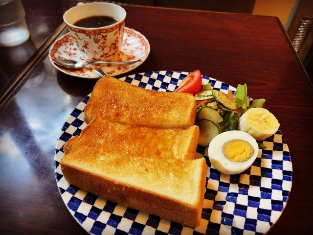 京都モーニング】寺町通の昭和レトロ純喫茶☆うれしい誤算のトースト