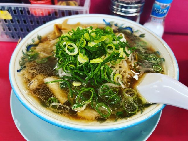 京都ラーメン】50年続く元祖豚骨醤油ラーメン老舗本店は今も激アツ人気