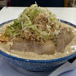 京都宇治で二郎系ラーメンならココ！旨辛の二郎系担担麺がクセになる美味しさ「麺屋 豚の心」