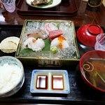 京都・出町で評判の本格和食ランチ！おばんざいとご飯はおかわり可「寺町よしくら」