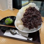 京都駅にありながら意外と穴場?老舗和菓子店のオシャレカフェ「鶴屋吉信 IRODORI」