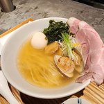 【京都】海の香りたっぷりの貝出汁ラーメンが評判！西院のおしゃれ店「麺逢 KATAJIKENAI」