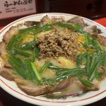 京都市内で“台湾ラーメン”ならココ!唯一無二の名物“アパッチ”も『らーめん屋台』