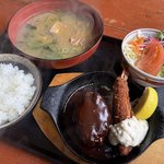 【京都ランチ】観光地近くの街の名洋食店　ボリューミーな定食が評判！七条東山「里」