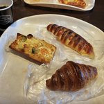 【京都パン】アレンジ光る多彩なパンがどれも割安！イートイン可の人気店「伊三郎製ぱん」