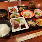 【京都和食】かまど炊きご飯＆9種おばんざい破格ランチ☆京町家人気店「ますみ屋おくどはん」