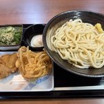 京都では２店舗のみ！讃岐うどん3玉で420円から　破格セルフうどん店「香の川製麺」
