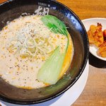 【京都・山科グルメ】担々麺の概念が変わる！？悪魔的クリーミーさ「豆乳カルボナーラ担担麺」