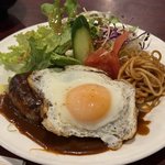 【京都ランチ】喫茶店の域を超えた本格洋食！王道ハンバーグが旨い「キャセロール」