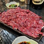 【京都酒場】地元民御用達、予約必須の人気！レア日本酒や馬刺しが揃う「ろくちゃん」