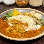 【京都ランチ】おばんざい食べ放題付き！人気店監修の新感覚スパイスカレー　朝カレーもできる