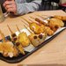 京都・伏見桃山に勢いのある串揚げ店がオープン！連日盛況「京串揚げとお酒　あいよっ!!」