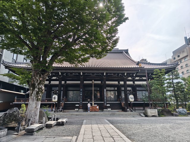 NHK大河『豊臣兄弟』で話題！寺町『本能寺』織田信長の御廟へお参り