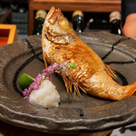 【京都】烏丸の路地裏にライブ感溢れる炉端酒場が誕生！名物はのどぐろ姿焼き「SuSuCoLi」