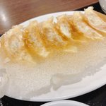 【京都ランチ】驚愕コスパの羽つき餃子定食！960円でカレーやご飯が食べ放題