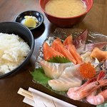 【海の京都】舞鶴の恵みを味わう海鮮ランチ♡ 魚屋直営の穴場店 『大六丸』