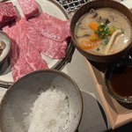 【京都】朝から囲炉裏で焼肉を！和牛と土鍋ごはんを楽しむ二条城前の新店「甲」