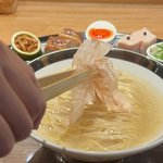 【京都】海外向けと思いきや本格ラーメン！伏見稲荷に人気ブランドの集大成がオープン