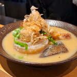 【京都酒場】名物の白味噌酒粕おでんと酒がすすむ逸品で乾杯！烏丸三条近くの穴場「pot」