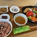 【京都】老舗和菓子手掛ける赤飯付きボリューミー野菜ランチ☆フルーツパフェも人気「伊藤軒」