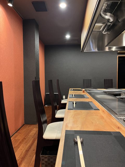 (305880)