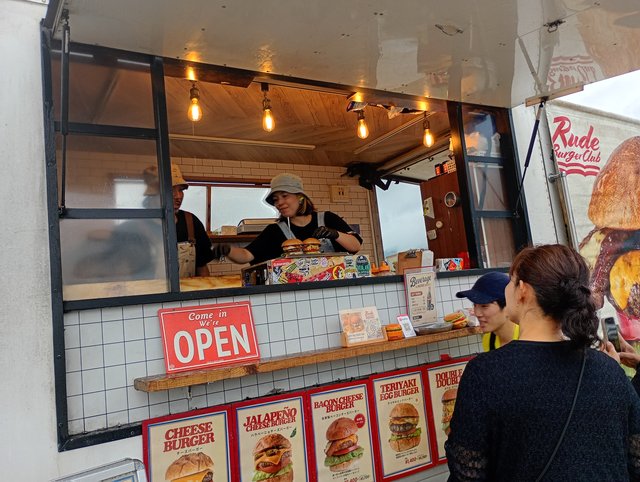 ハンバーガーは通過点。その先にある夢