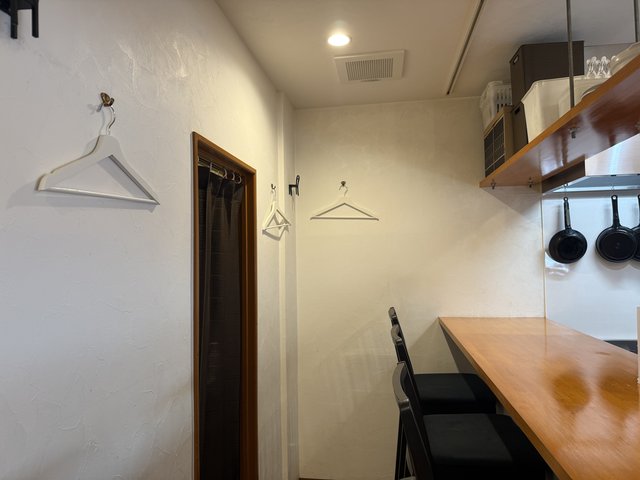 (318093)